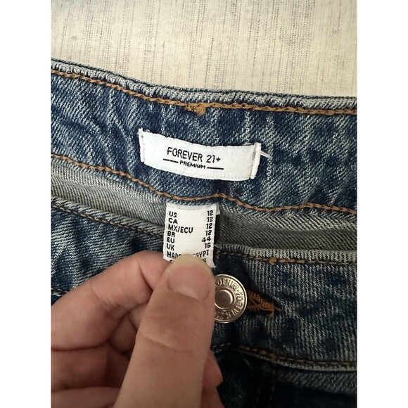 Forever21 Womens Ex Boyfriend Jeans Size 12 Distressed NWT Cropped Ankle - Picture 4 of 11